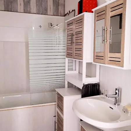 Apartament Studio Saint-jean-de-monts, 1 Piece, 2 Personnes - Fr-1-83-166 Saint-Jean-de-Monts